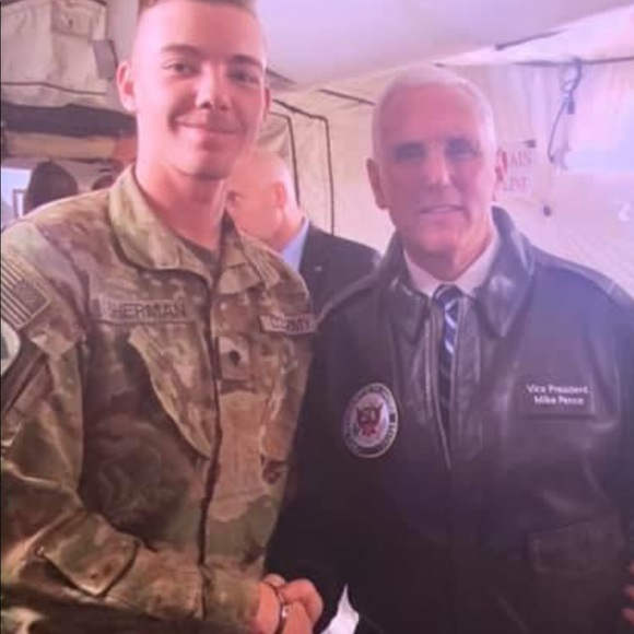 Like my post to stay up to date with New Items - Picture 6 of 8